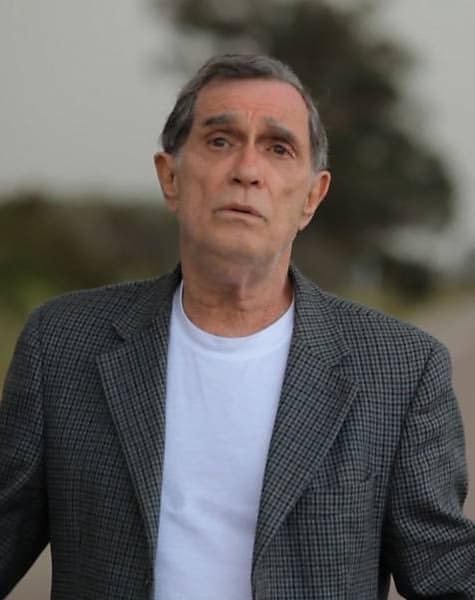 Jorge Mautner recebe Medalha Rui Barbosa aos 85 anos e renova fé no Brasil